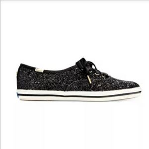 Keds for kate spade new york

Glitter Lace-Up Snea